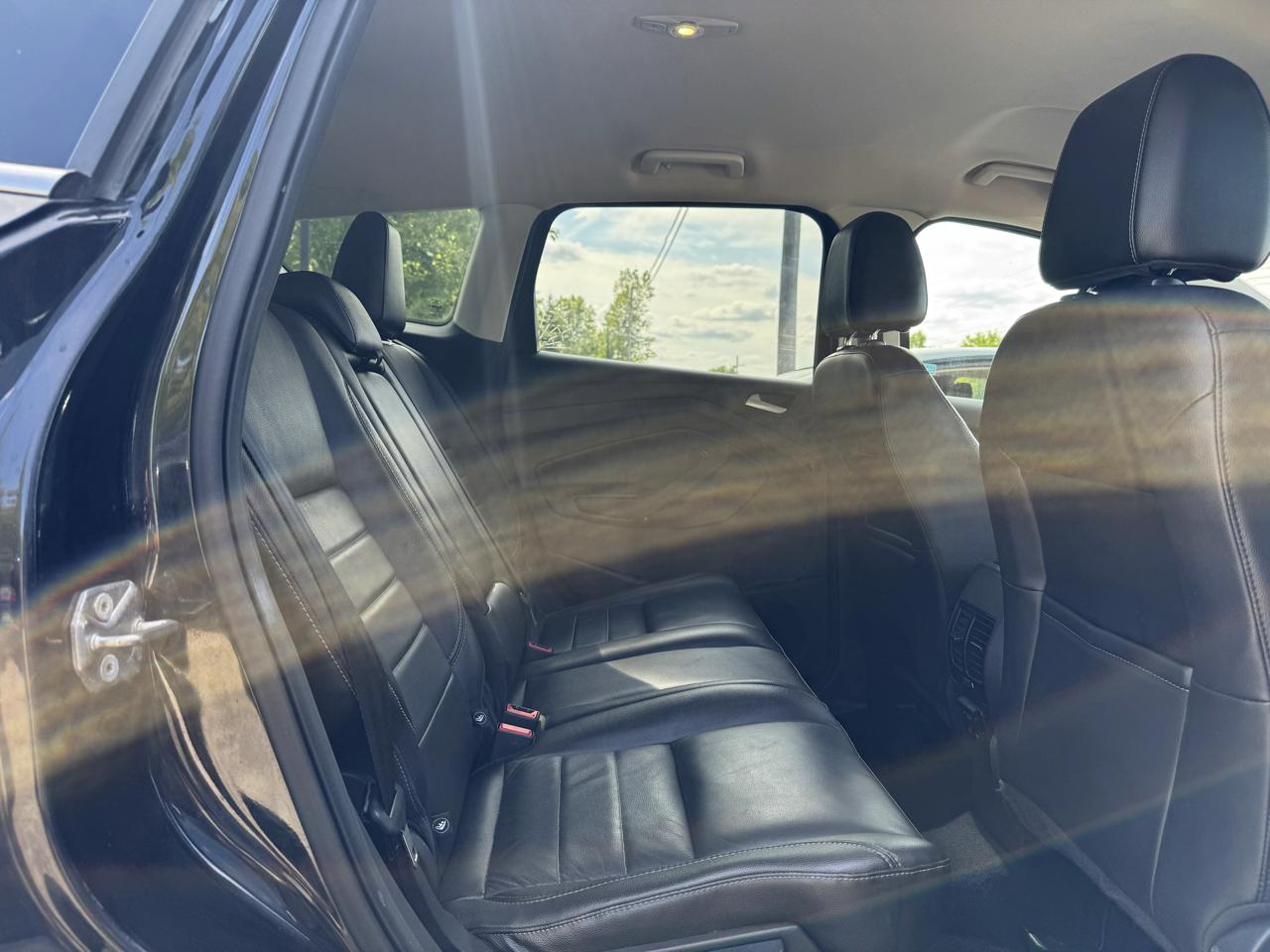 Ford Escape Titanium 4WD 2015