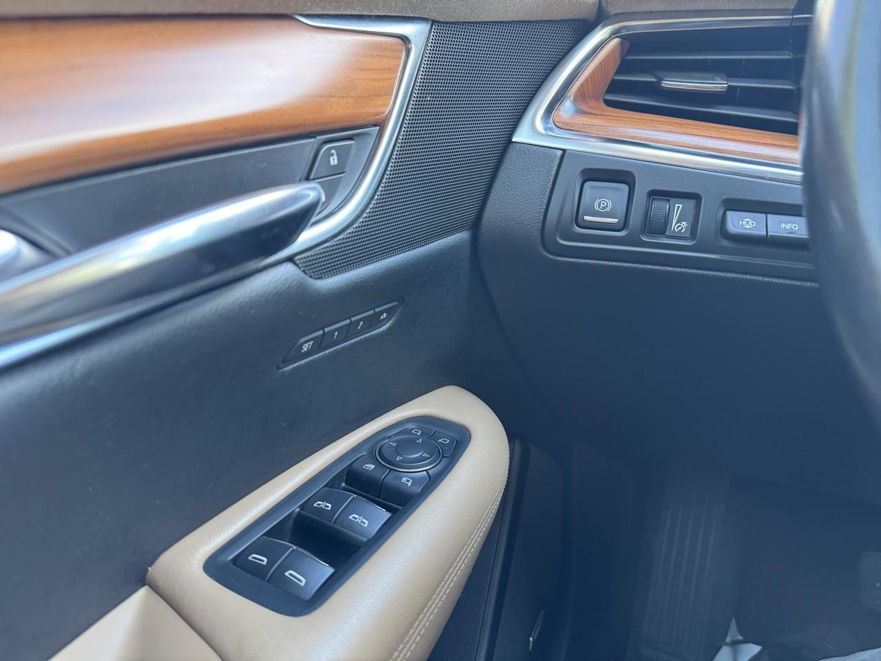 Cadillac XT5 Platinum AWD 2017