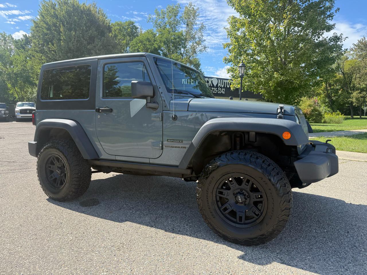 Jeep Wrangler Sport 4WD 2014
