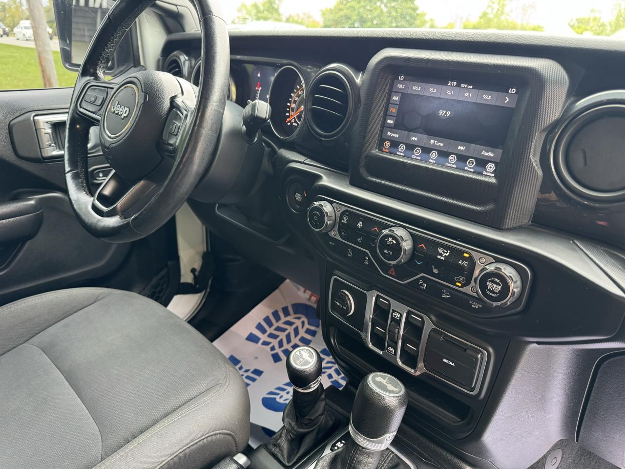 Jeep Wrangler Unlimited Sport 2020