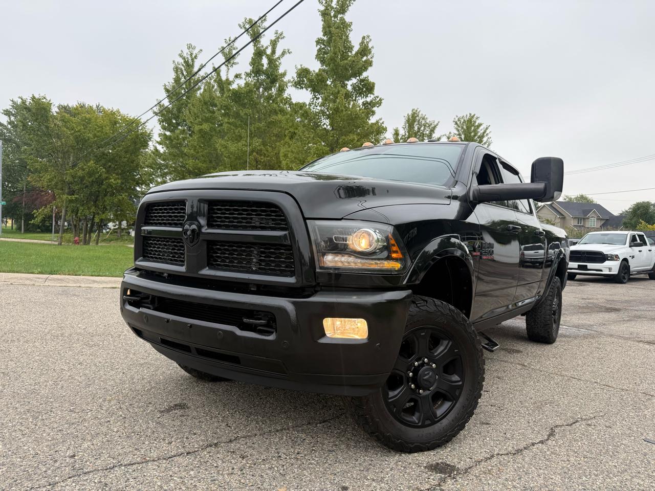 RAM 2500 Laramie Crew Cab SWB 4WD 2016