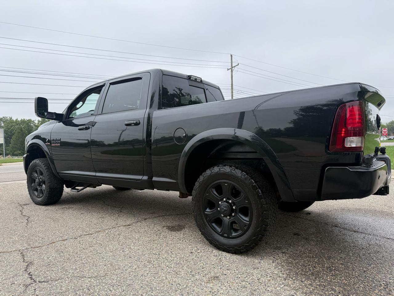 RAM 2500 Laramie Crew Cab SWB 4WD 2016