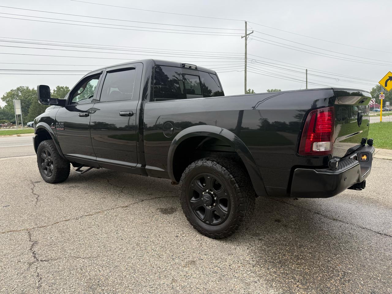 RAM 2500 Laramie Crew Cab SWB 4WD 2016