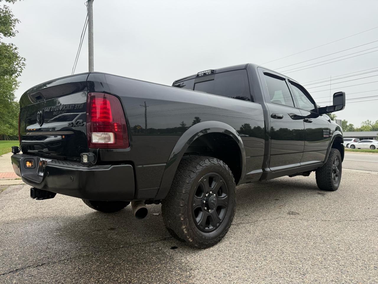 RAM 2500 Laramie Crew Cab SWB 4WD 2016
