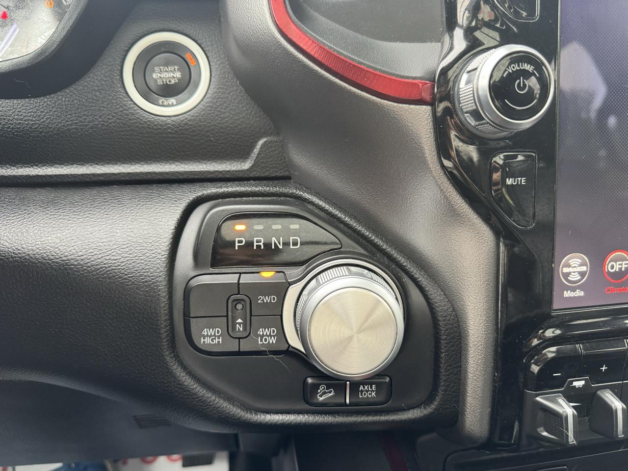 RAM 1500 Rebel Crew Cab SB 4WD 2019