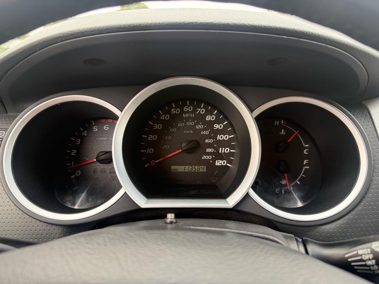 Toyota Tacoma SR5 Double Cab V6 2005