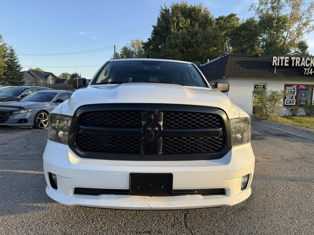 RAM 1500 Classic Tradesman Crew Cab SWB 4WD 2020