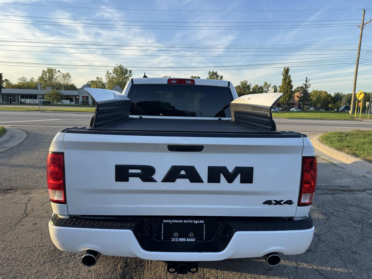 RAM 1500 Classic Tradesman Crew Cab SWB 4WD 2020