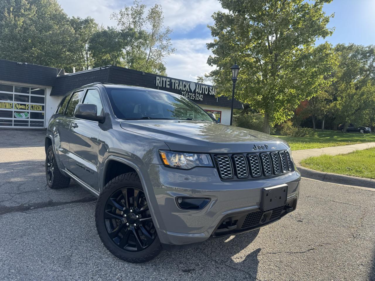 Jeep Grand Cherokee Altitude 4x4 2021