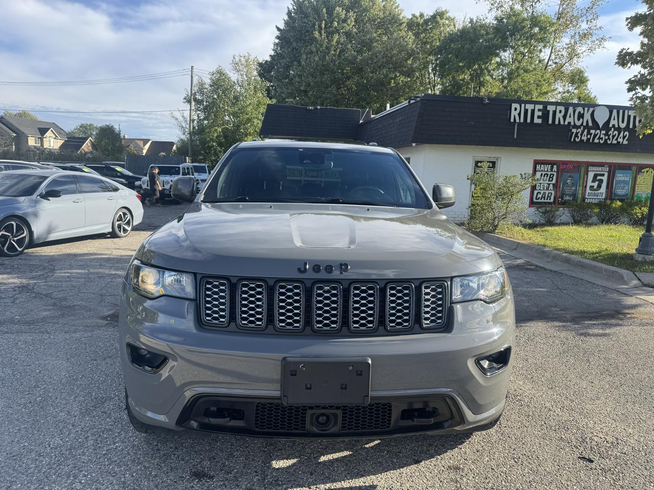Jeep Grand Cherokee Altitude 4x4 2021