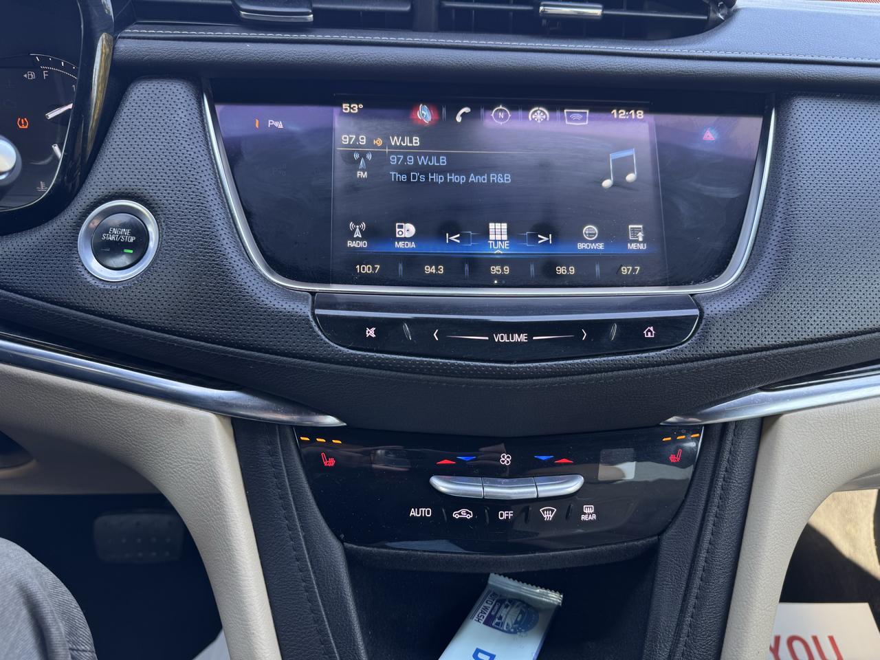 Cadillac XT5 Base 2017