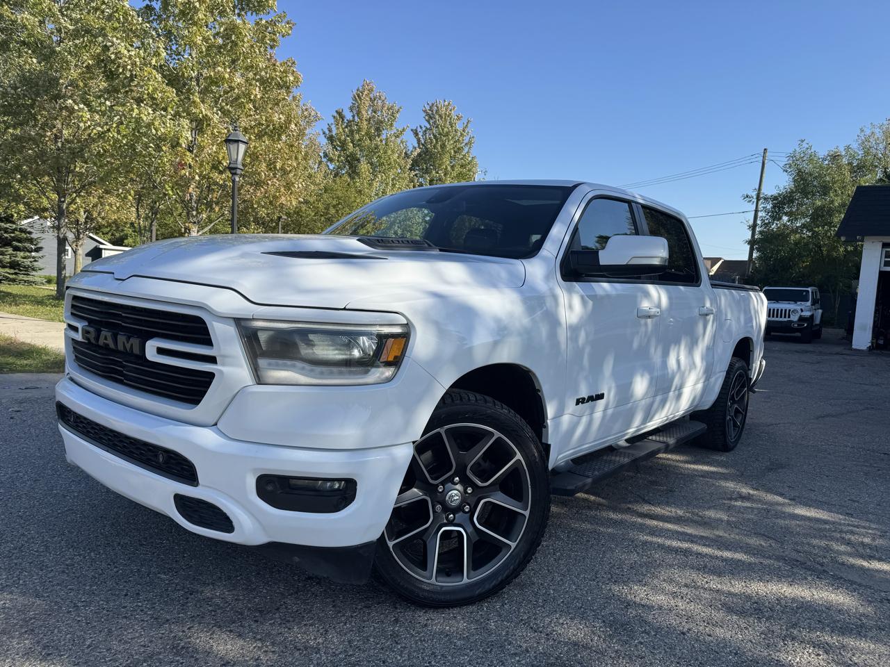 RAM 1500 Sport Crew Cab 4WD SWB 2020