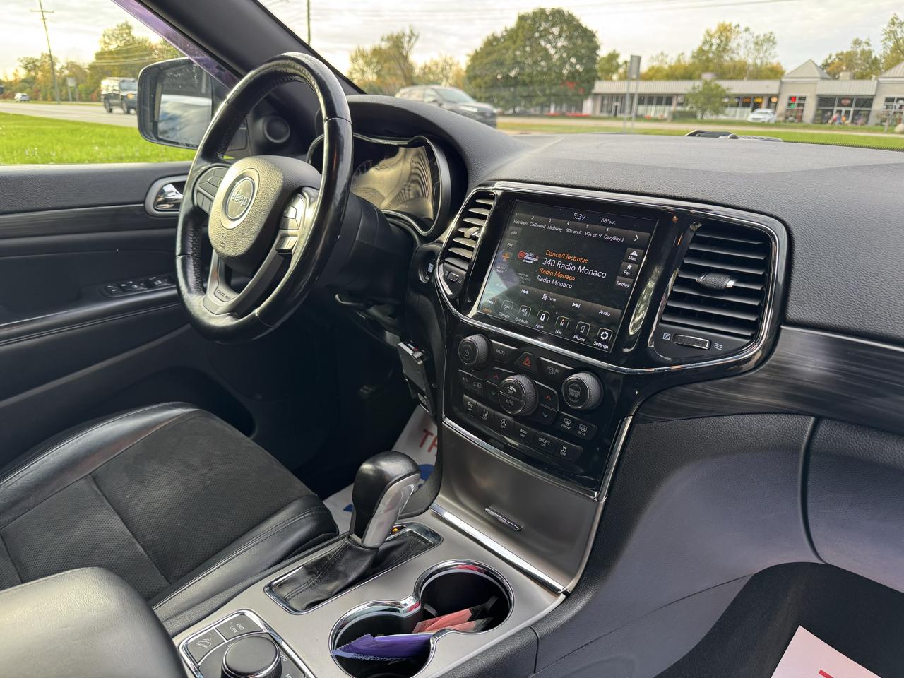 Jeep Grand Cherokee Laredo E 4WD 2021