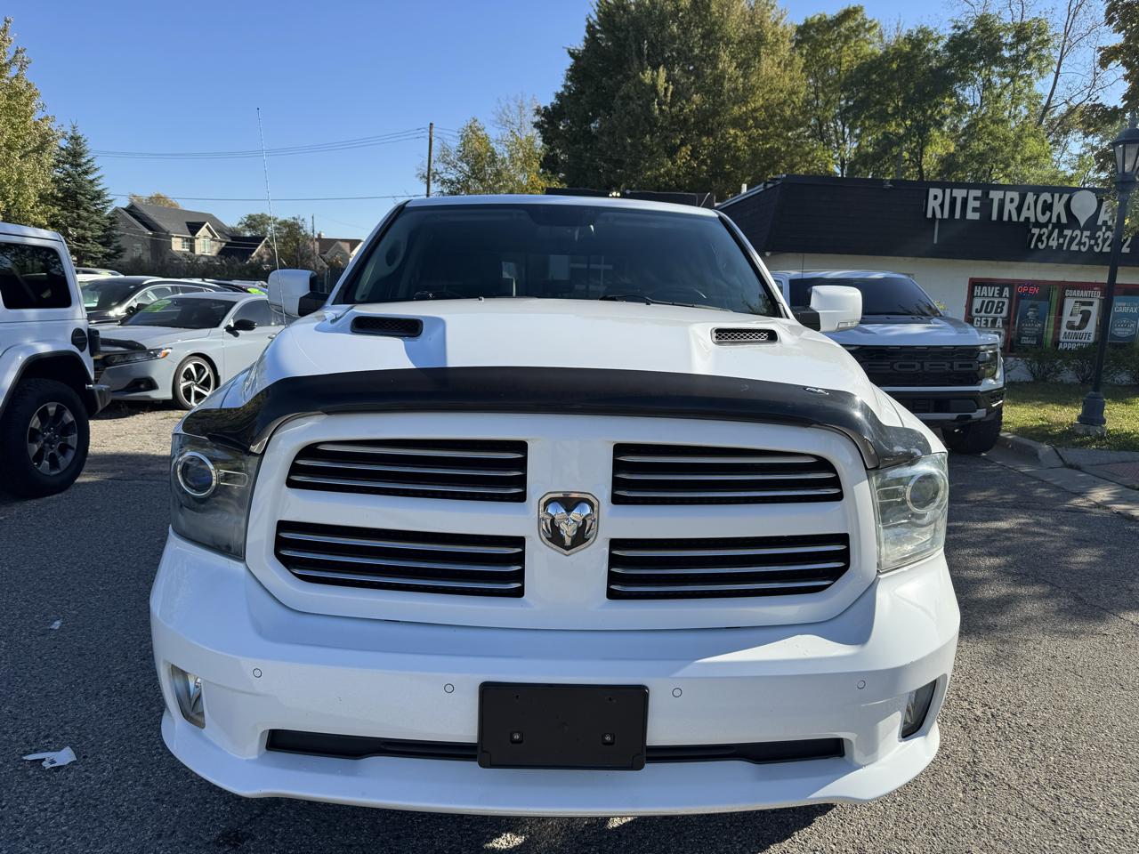 RAM 1500 Sport Crew Cab SWB 4WD 2016