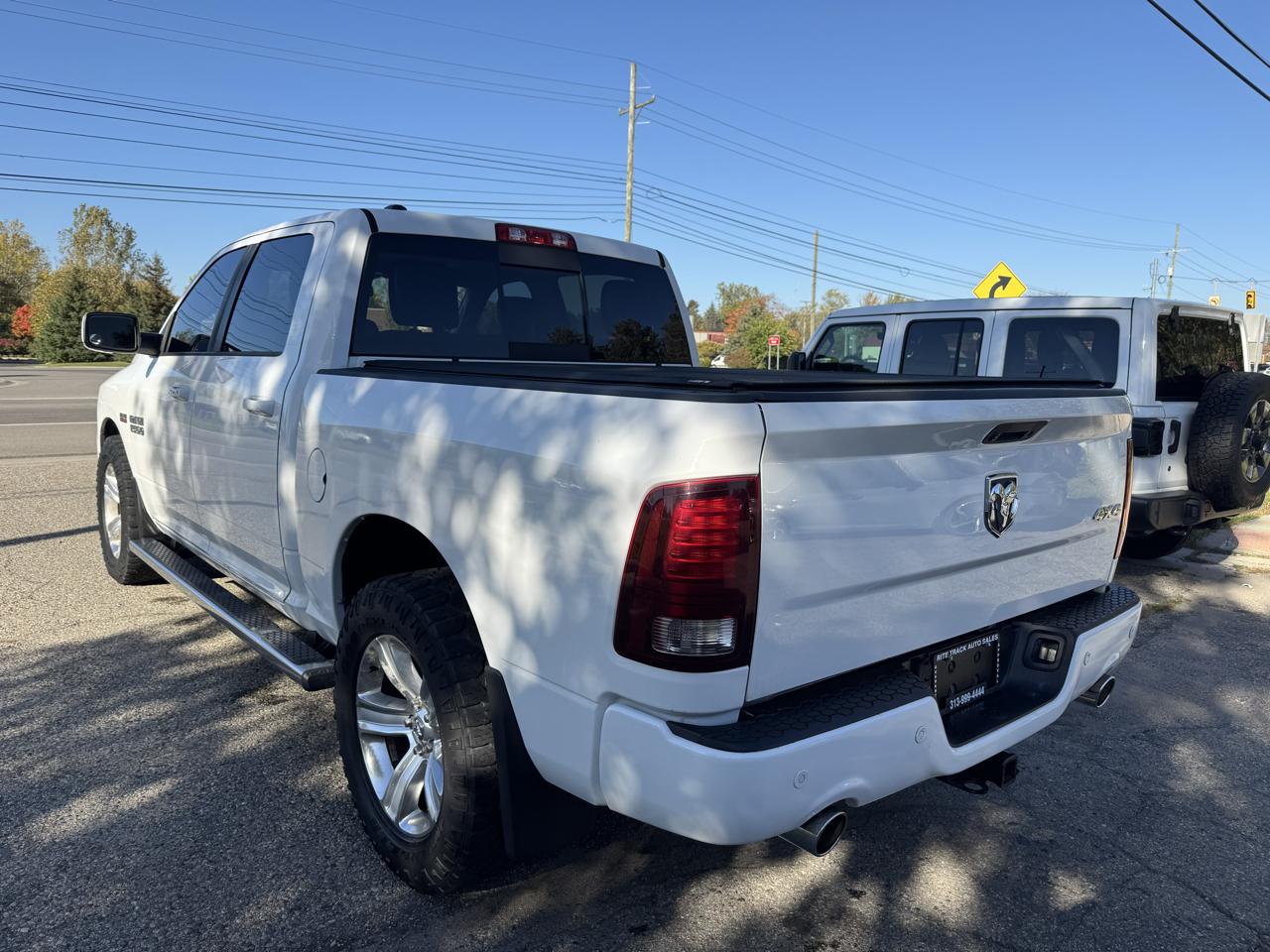 RAM 1500 Sport Crew Cab SWB 4WD 2016