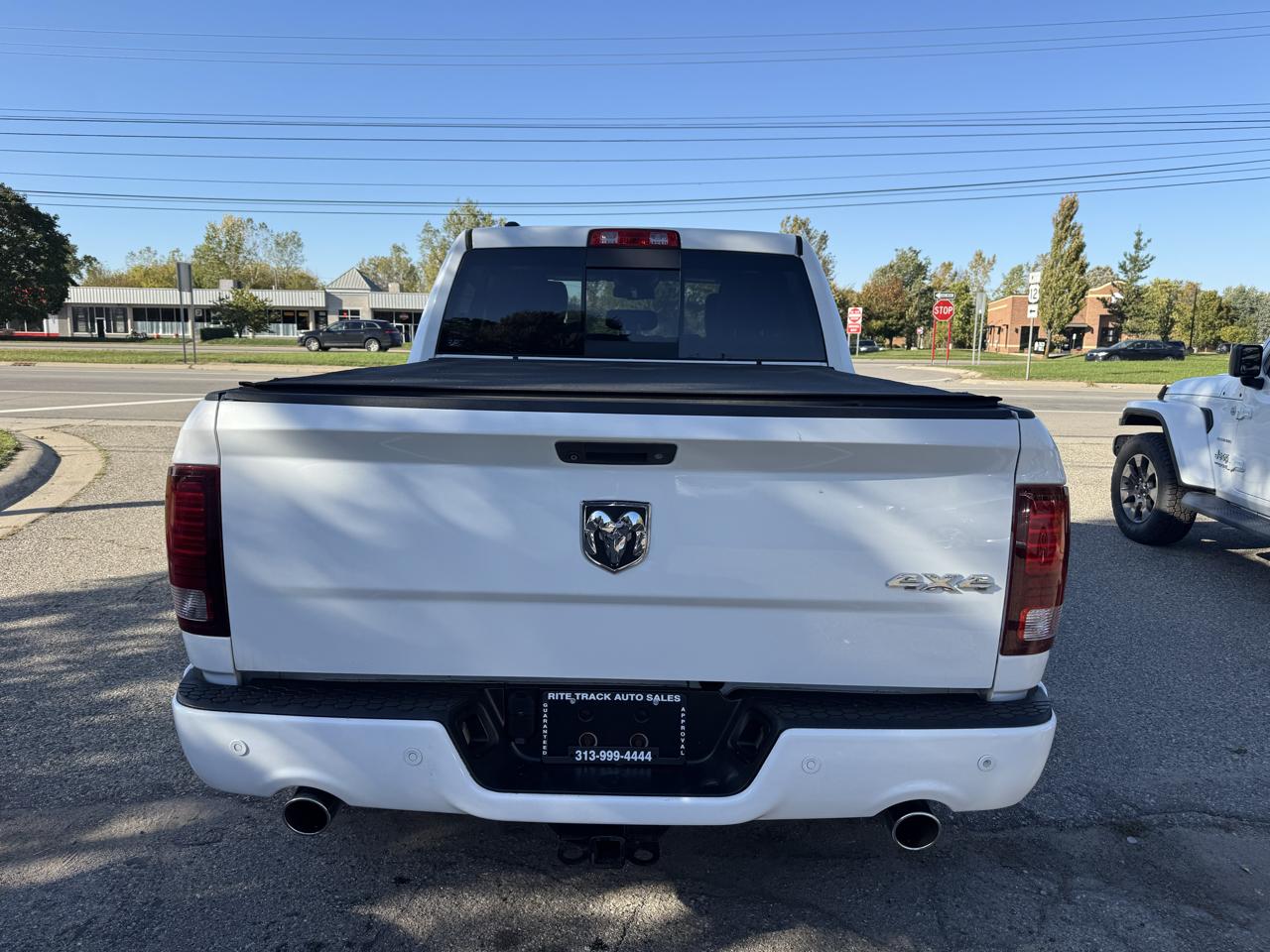 RAM 1500 Sport Crew Cab SWB 4WD 2016