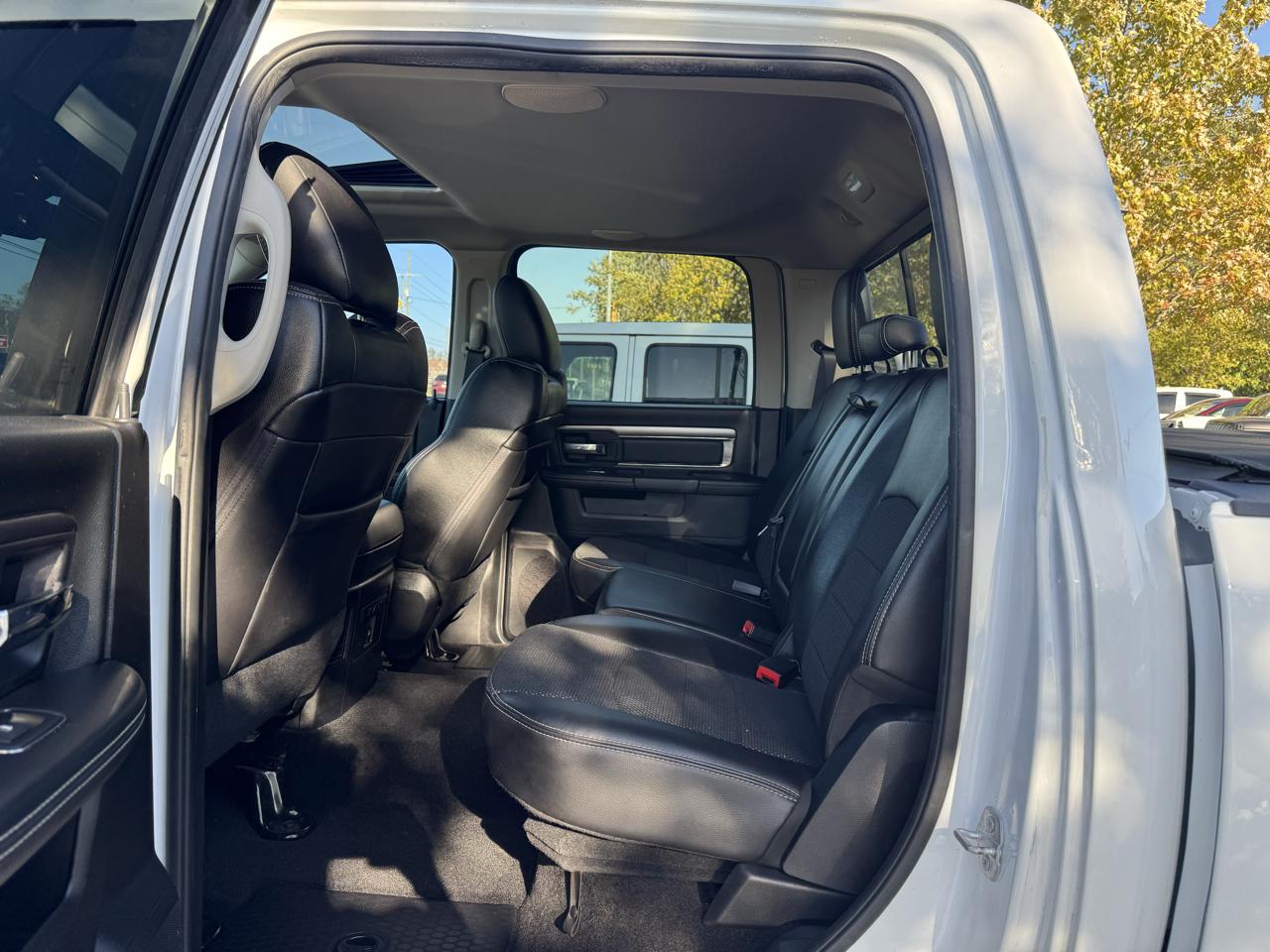 RAM 1500 Sport Crew Cab SWB 4WD 2016