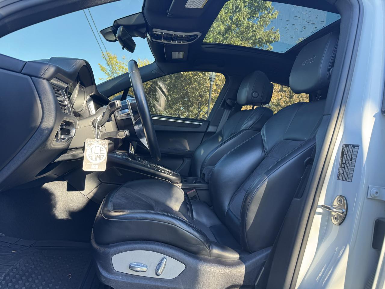 Porsche Macan GTS 2020