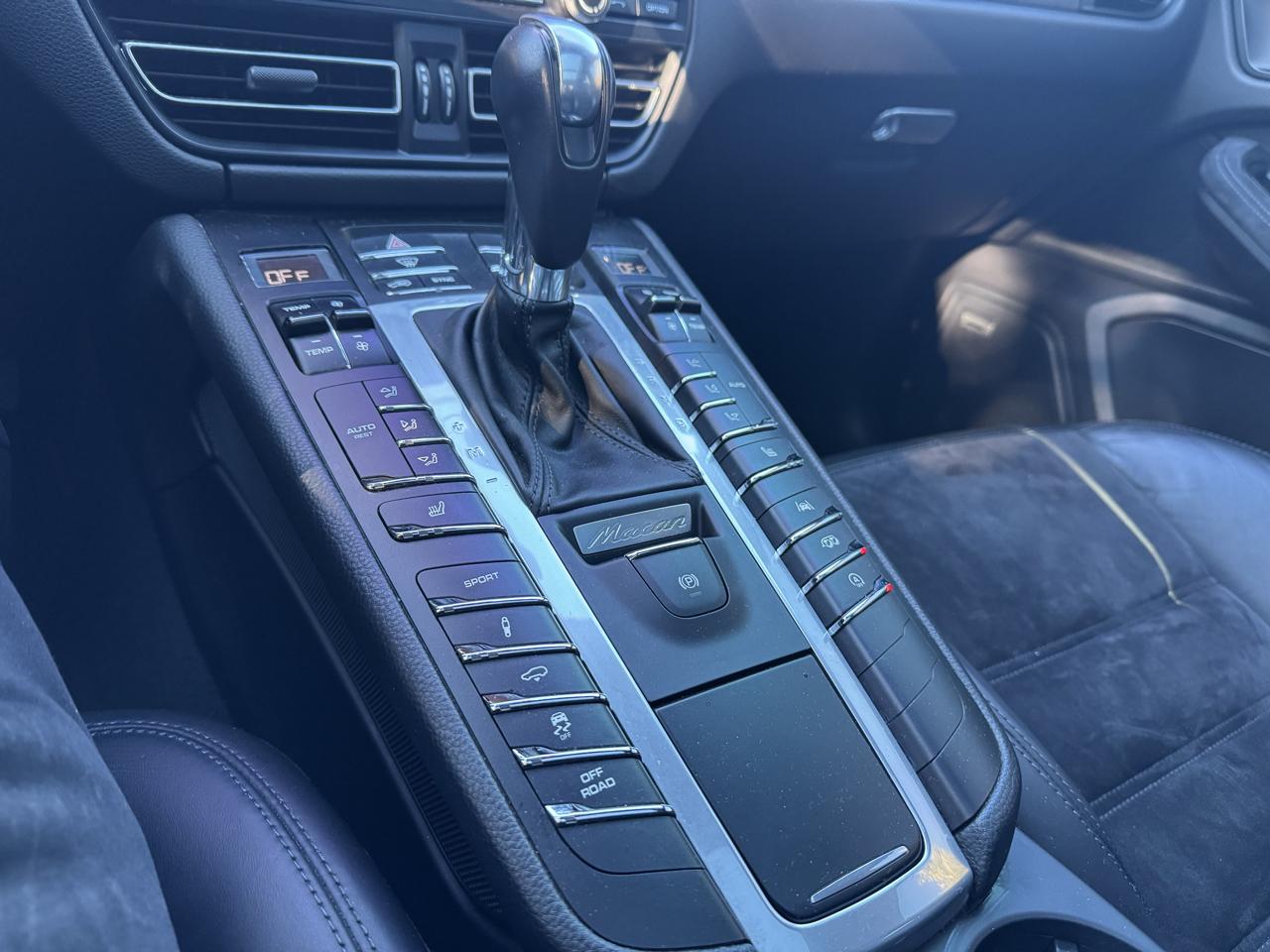 Porsche Macan GTS 2020