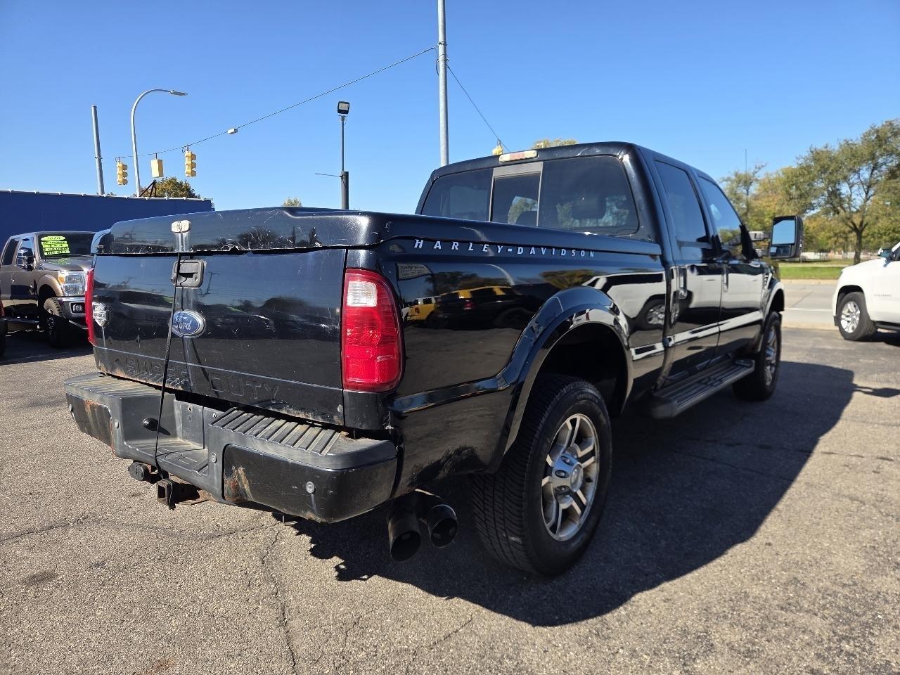 Ford F-350 SD Lariat Crew Cab 4WD 2010