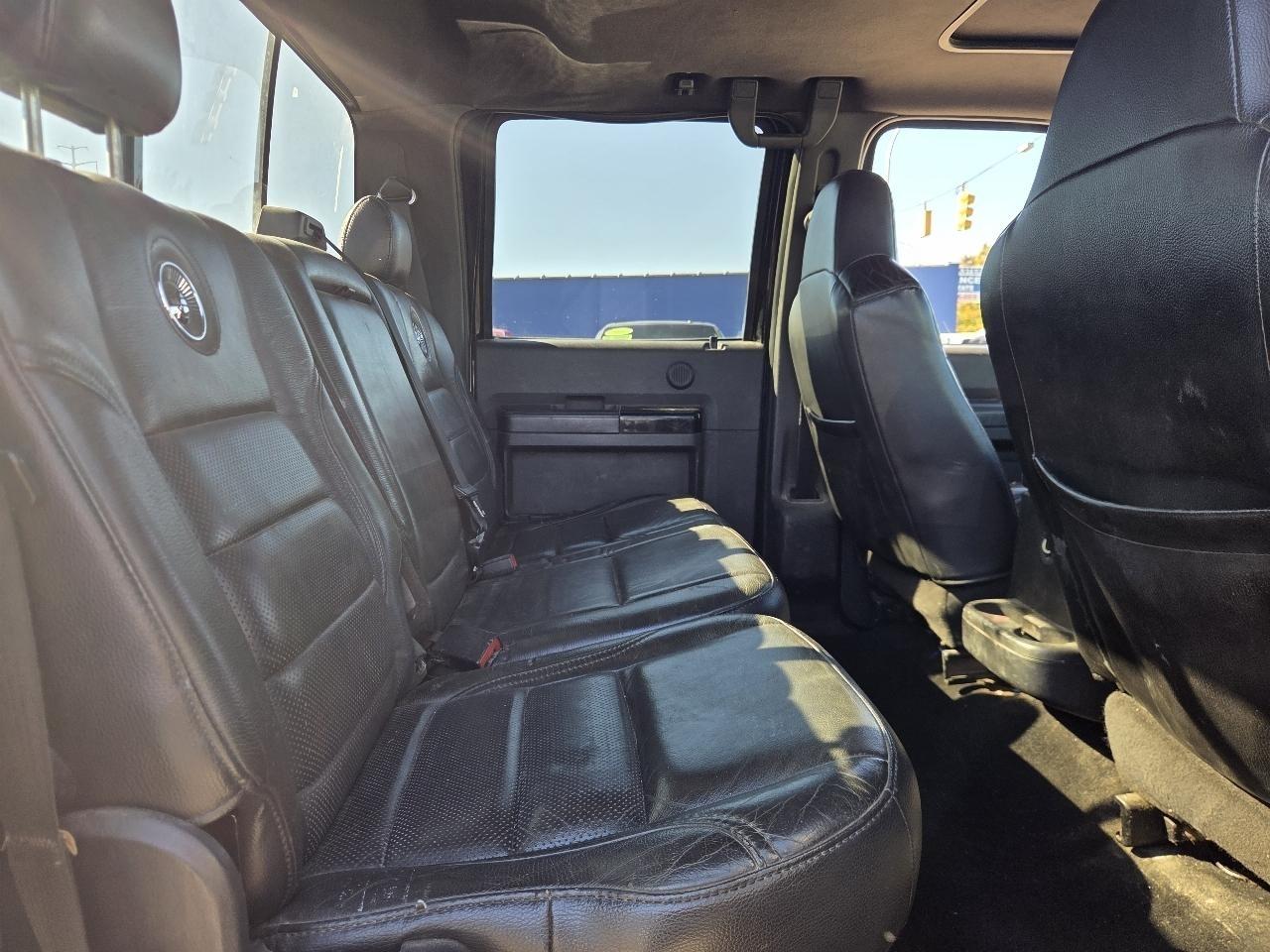 Ford F-350 SD Lariat Crew Cab 4WD 2010