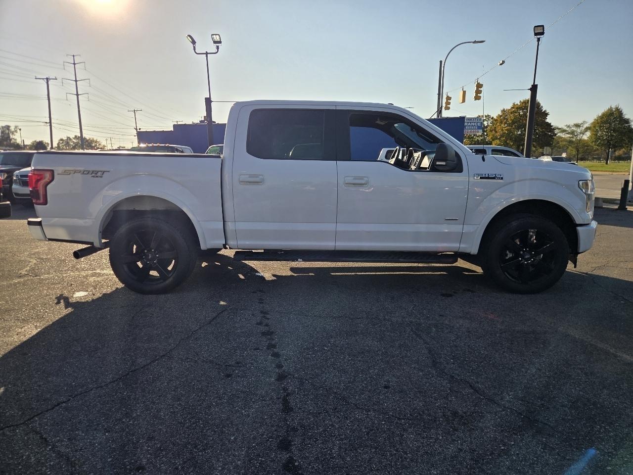 Ford F-150 XLT SuperCrew 5.5-ft. Bed 4WD 2017
