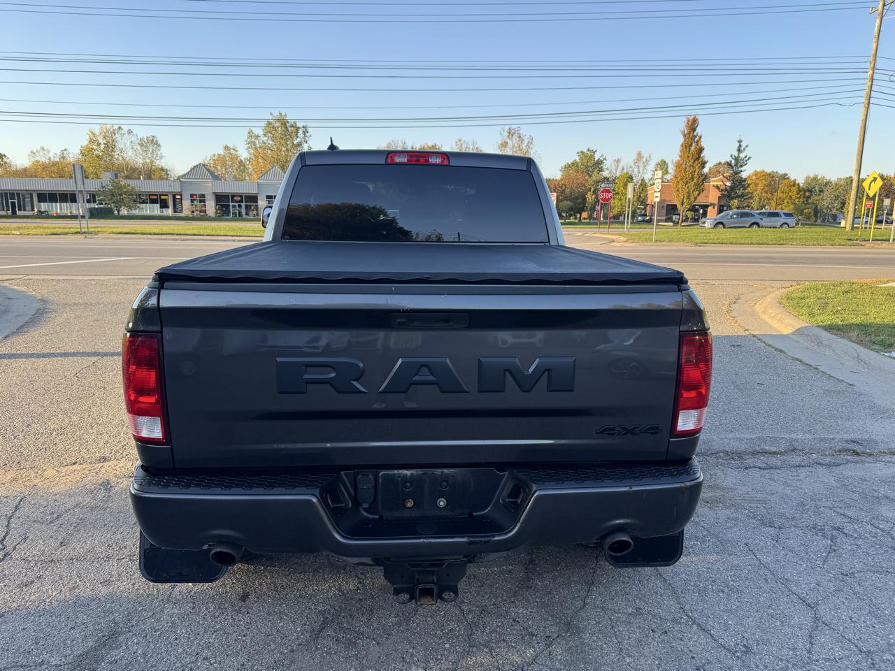 RAM 1500 Classic Tradesman Crew Cab SWB 4WD 2019