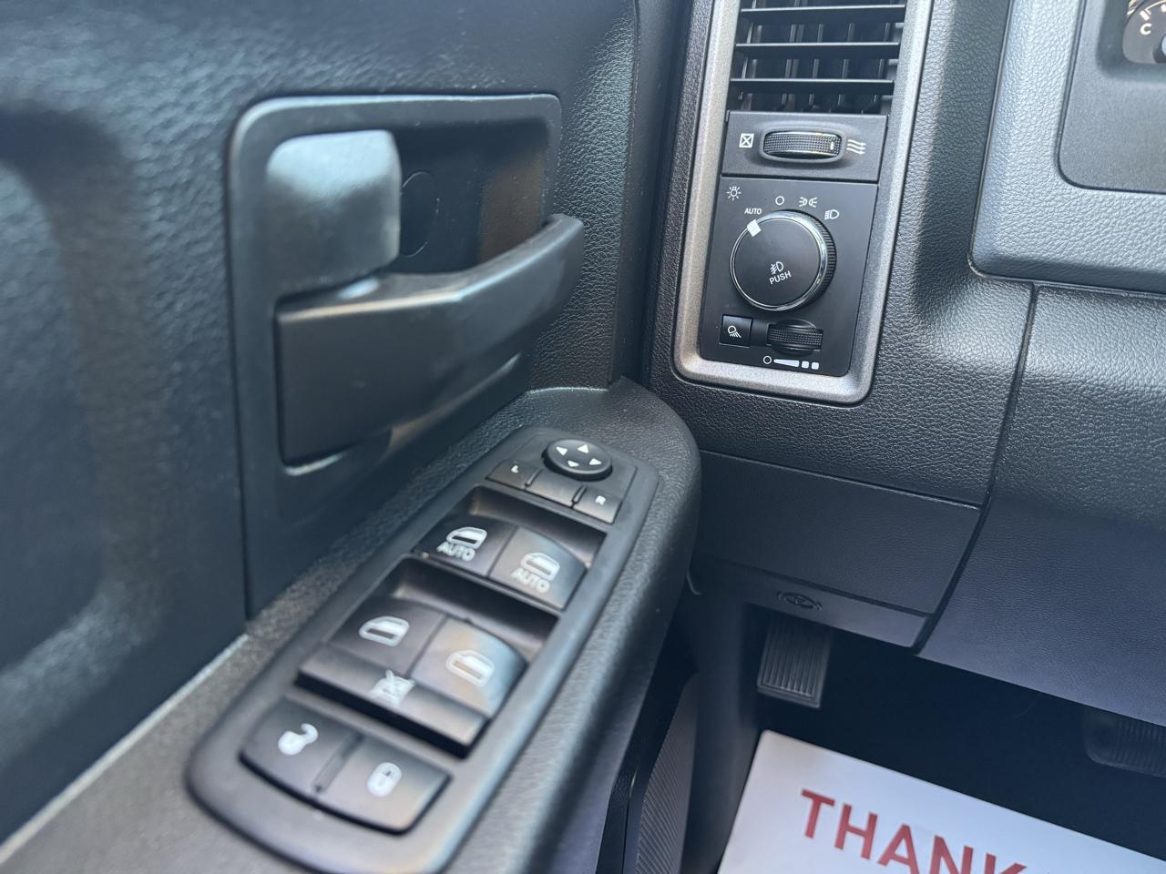RAM 1500 Classic Tradesman Crew Cab SWB 4WD 2019