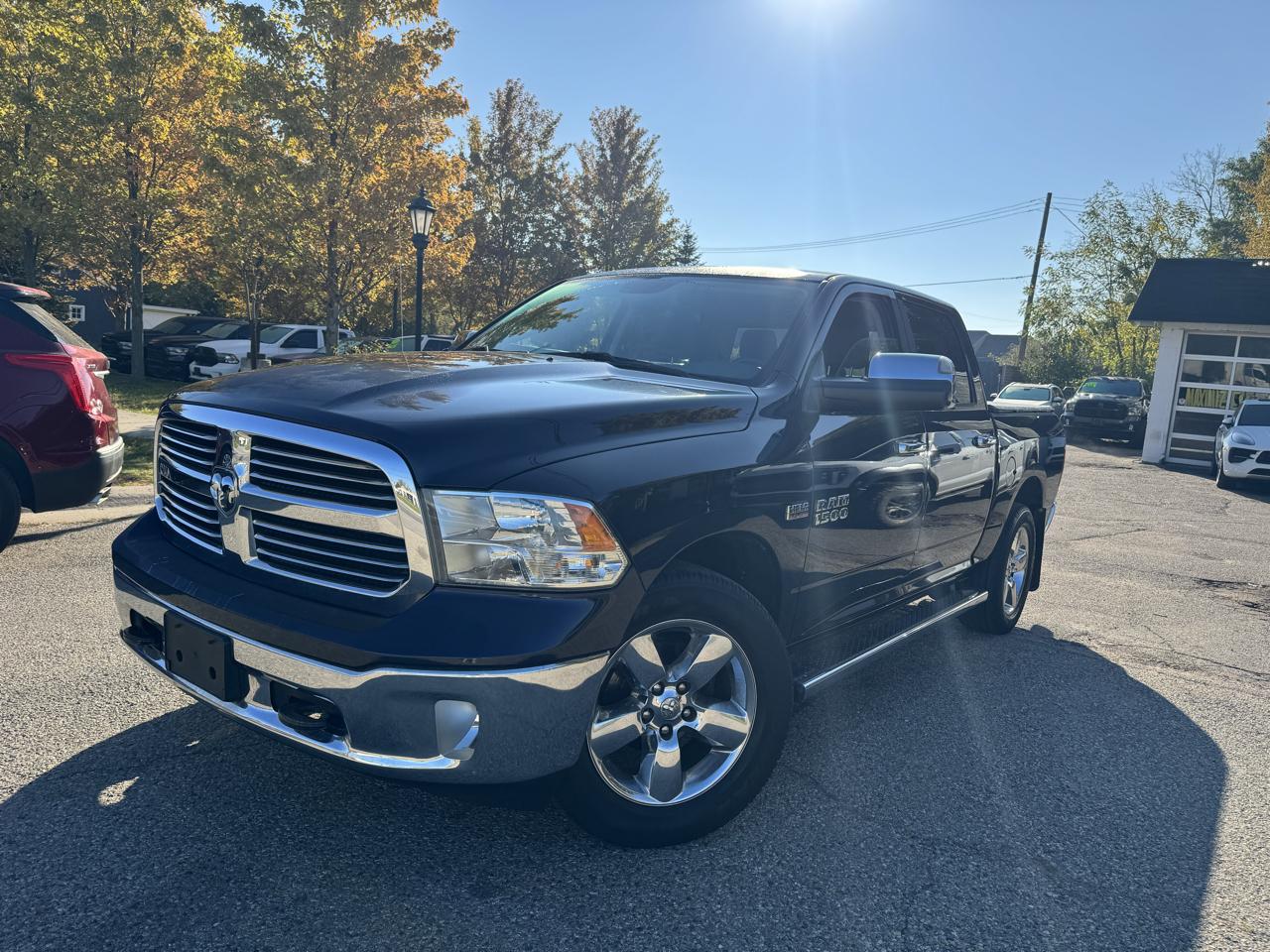 RAM 1500 Big Horn Crew Cab SWB 4WD 2016