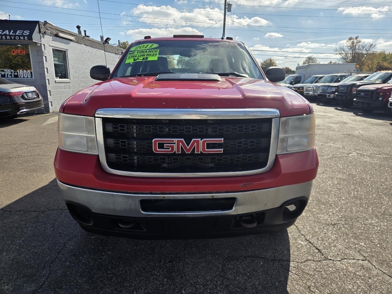 GMC Sierra 2500HD Work Truck Crew Cab 2WD 2011