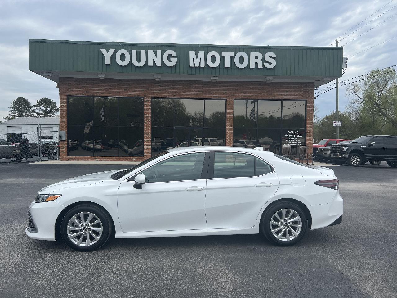 Used 2021 Toyota Camry LE Auto (Natl) for Sale in Boaz AL 35956 Young