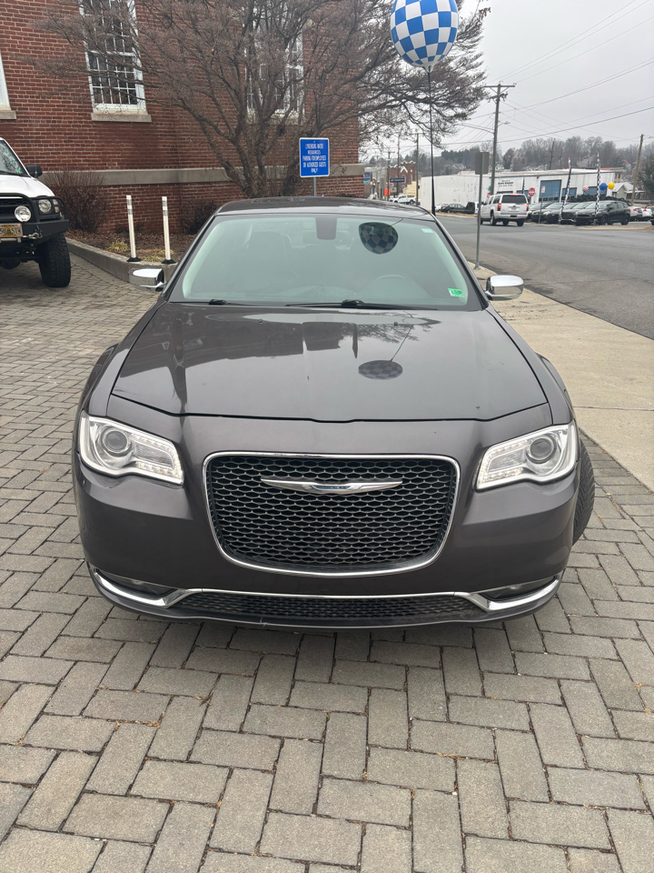 Chrysler 300  2016