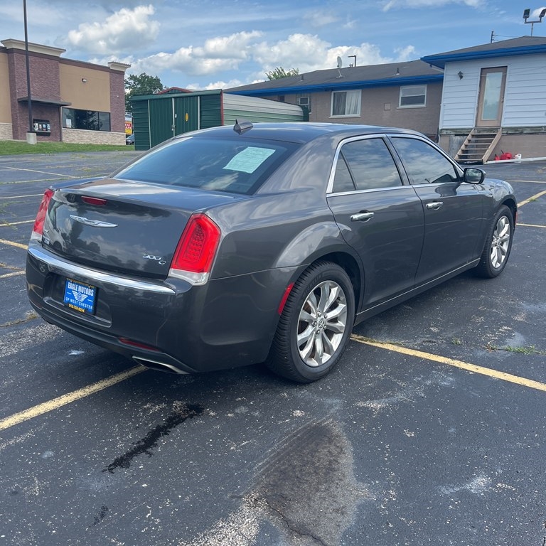 Chrysler 300  2016