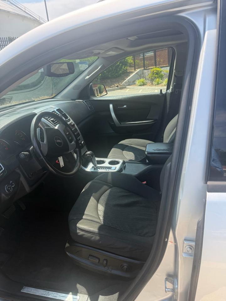 GMC Acadia  2012