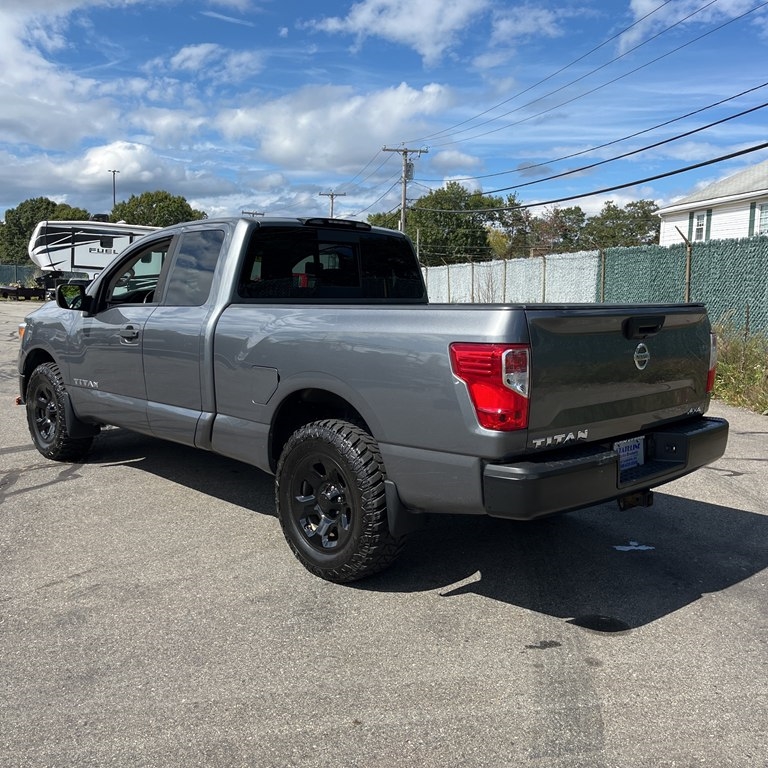 Nissan Titan  2019