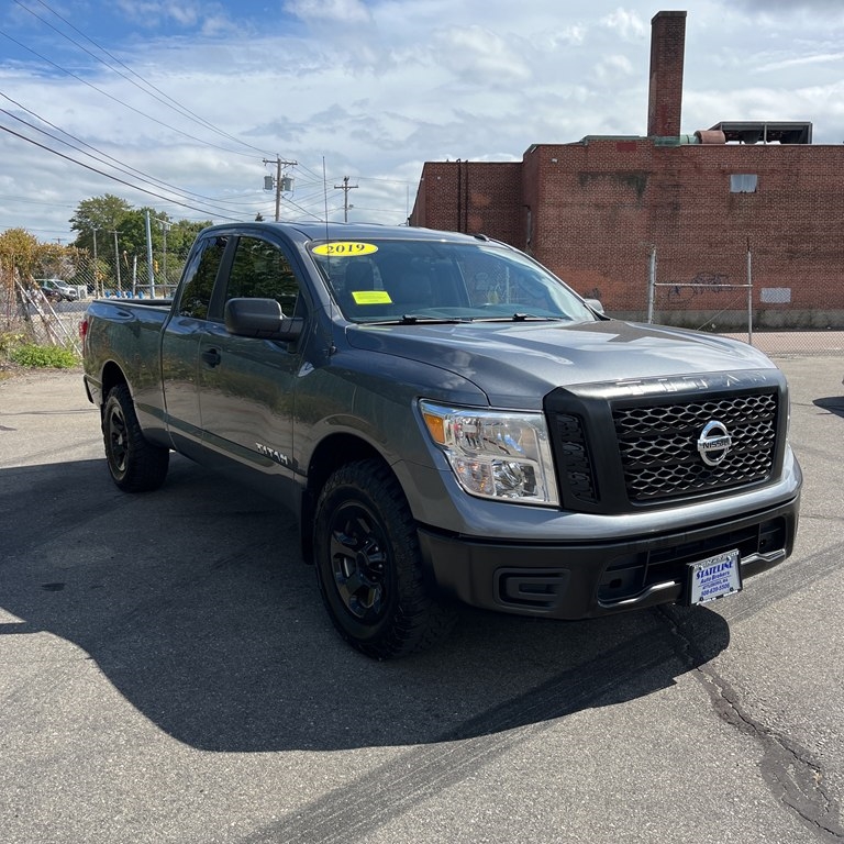 Nissan Titan  2019