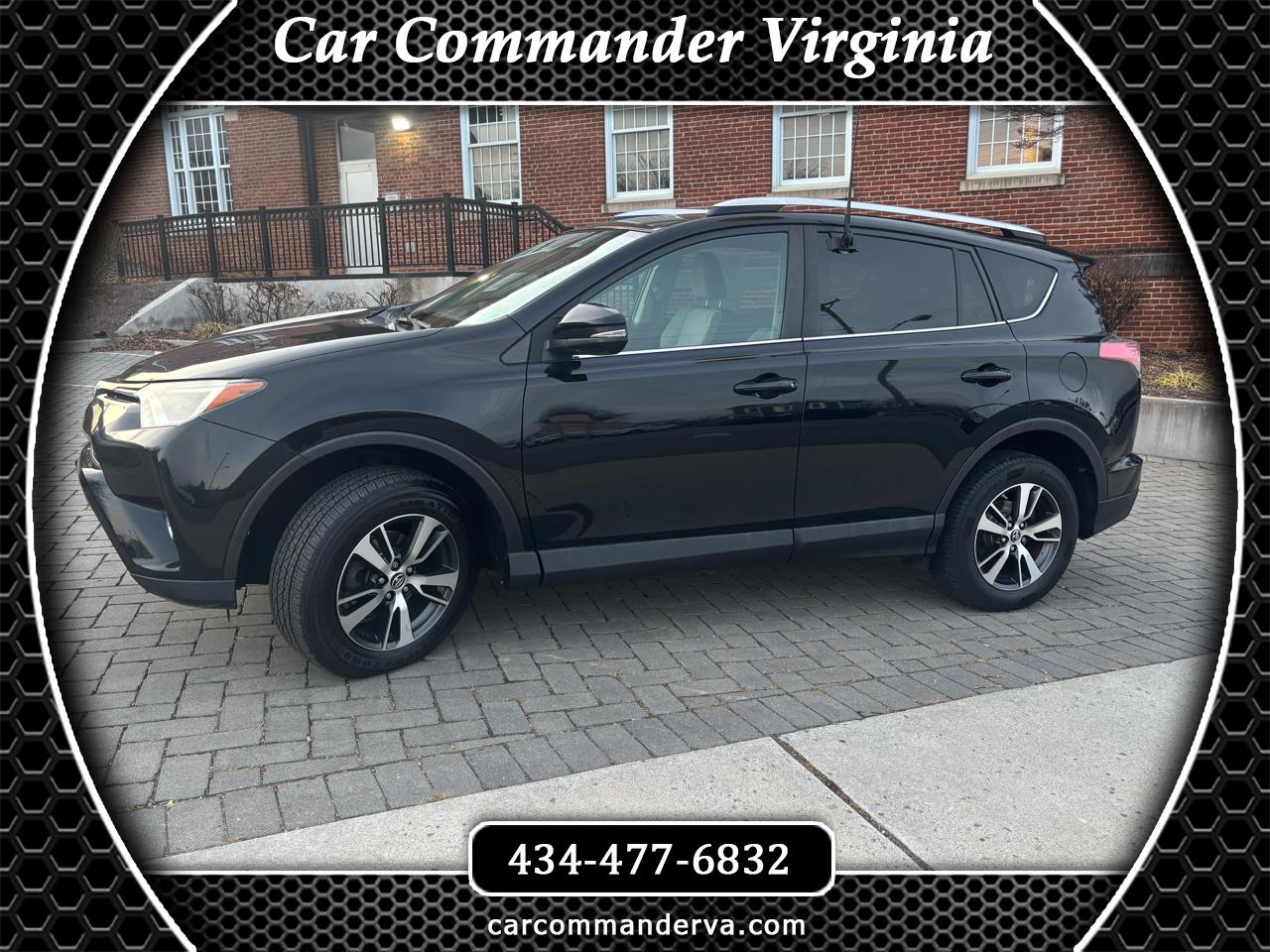 2016 Toyota RAV4 XLE's photo