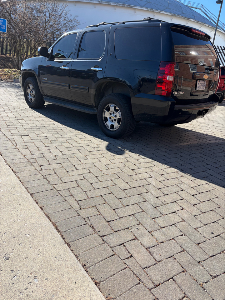 Chevrolet Tahoe  2011