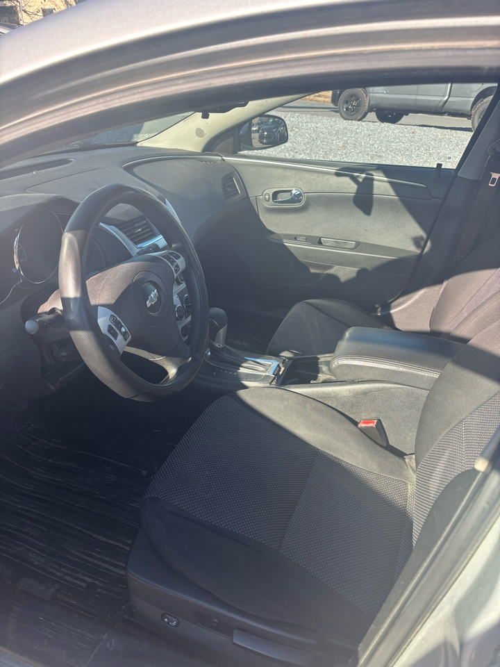 Chevrolet Malibu  2012