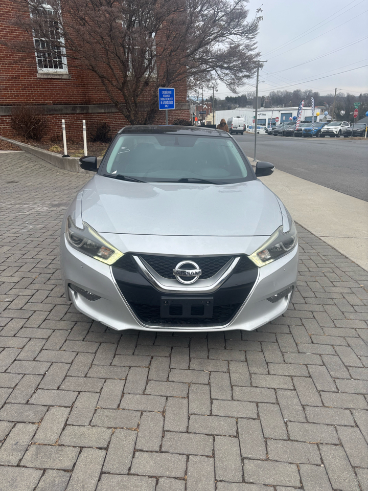 Nissan Maxima  2017
