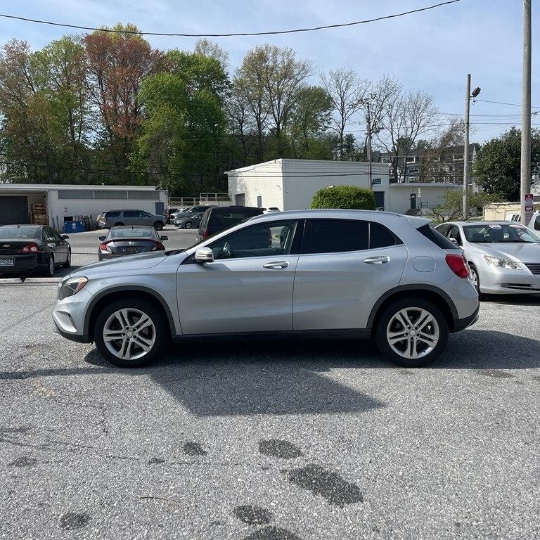 Mercedes-Benz GLA-Class  2015
