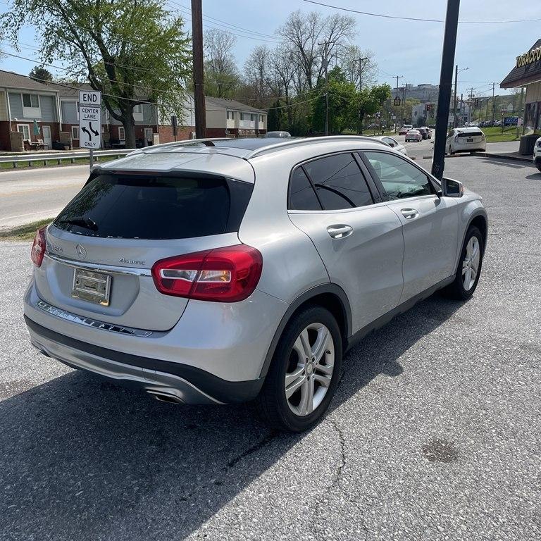 Mercedes-Benz GLA-Class  2015