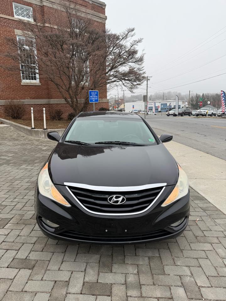 Hyundai Sonata  2013