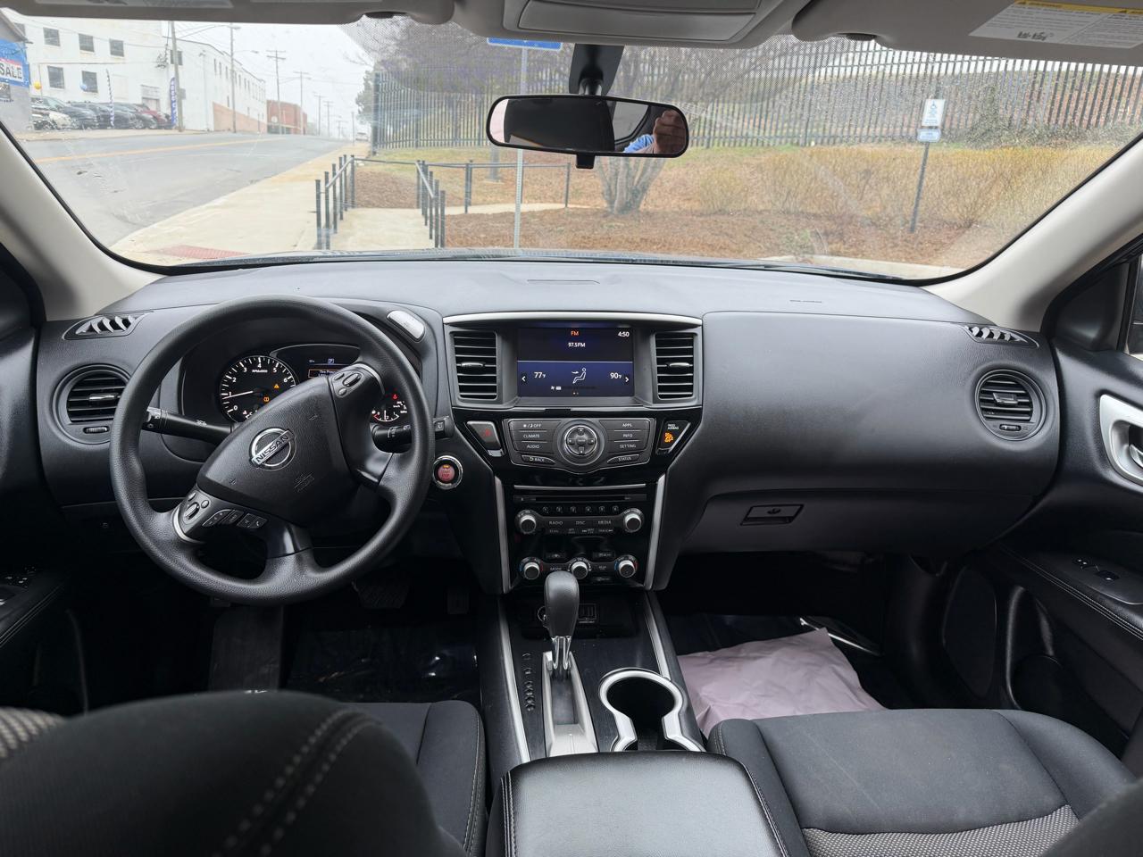 Nissan Pathfinder  2019