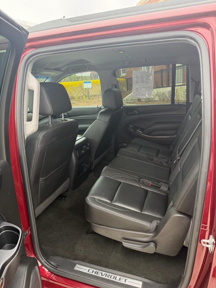 Chevrolet Suburban 1500 LT 2016