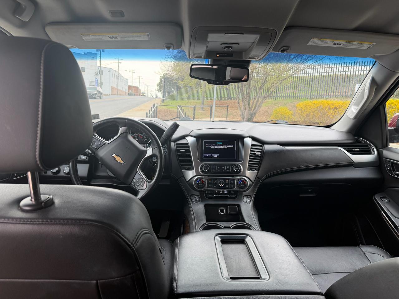 Chevrolet Suburban 1500 LT 2016