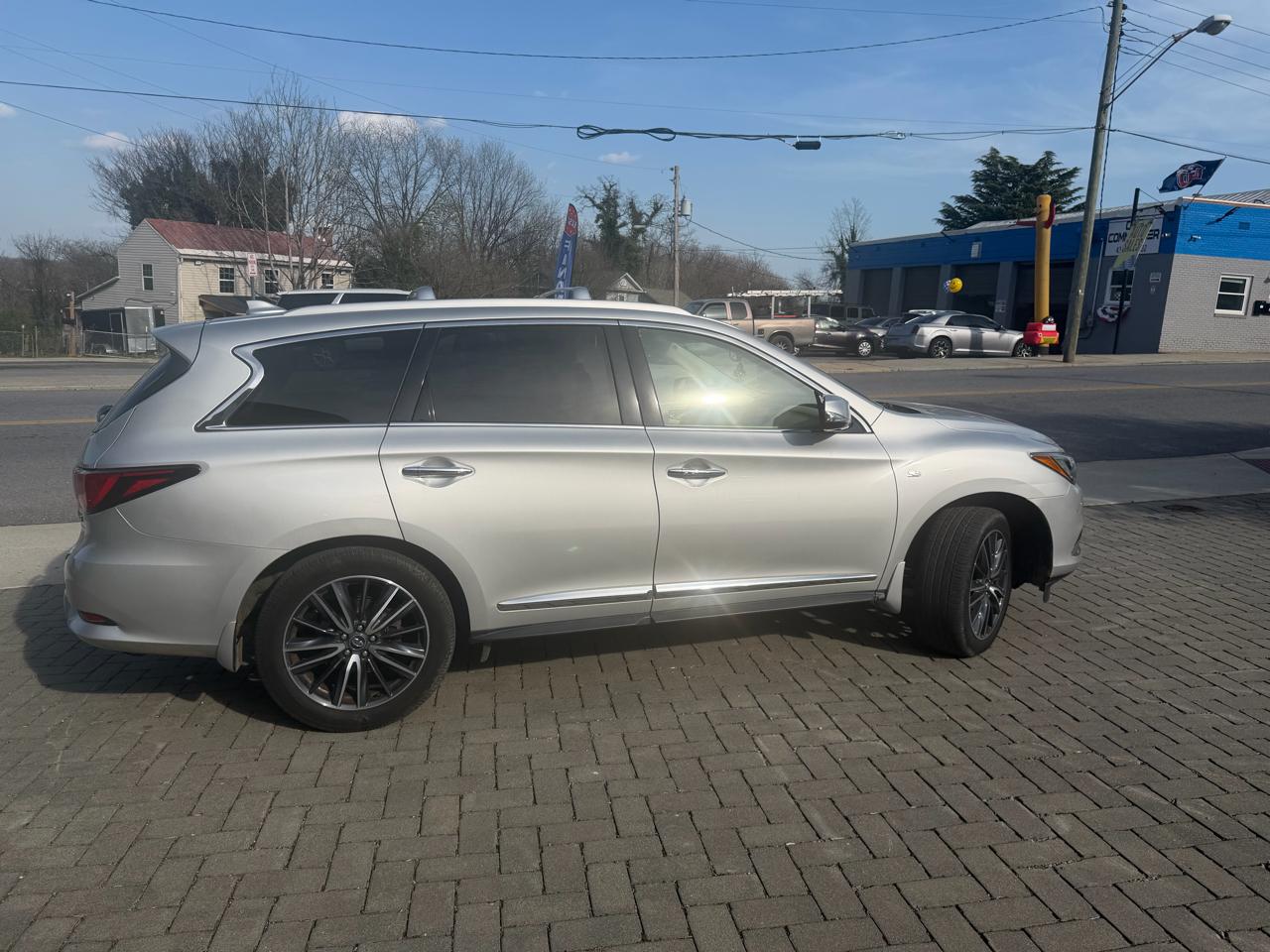 Infiniti QX60  2019