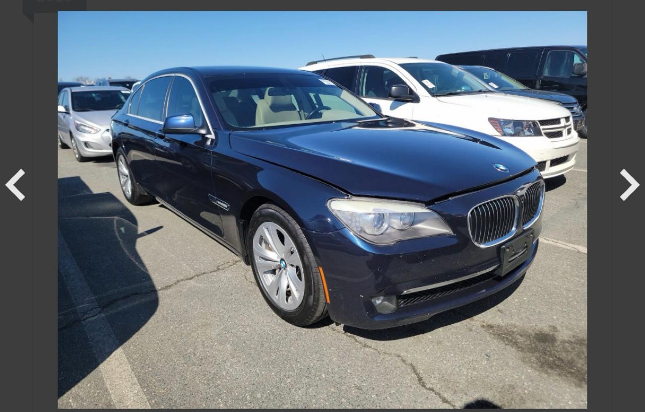 BMW 7-Series  2012