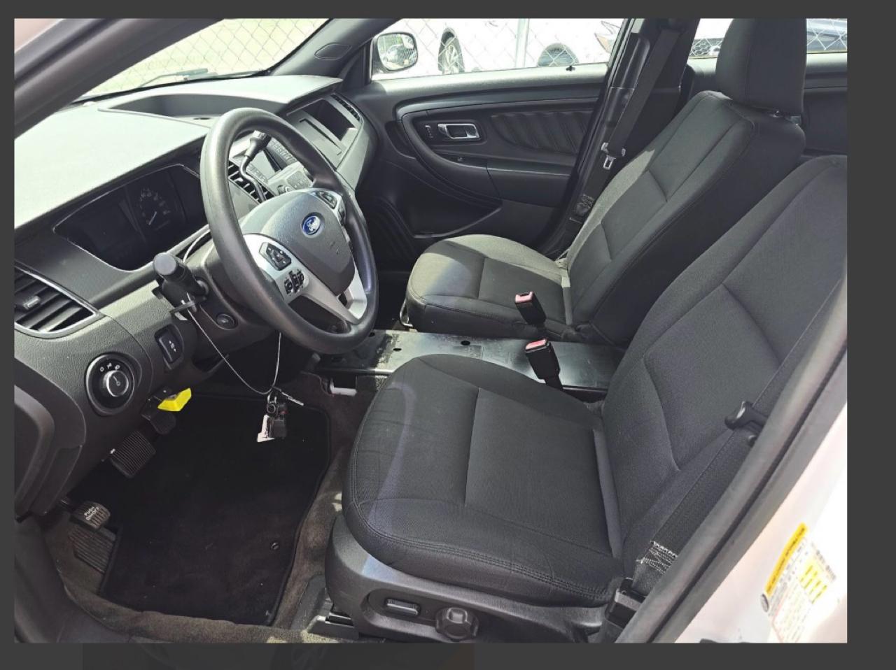 Ford Taurus  2016