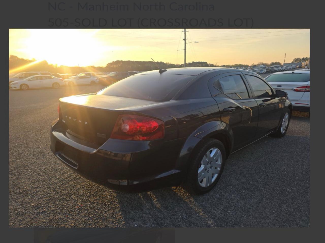 Dodge Avenger  2012
